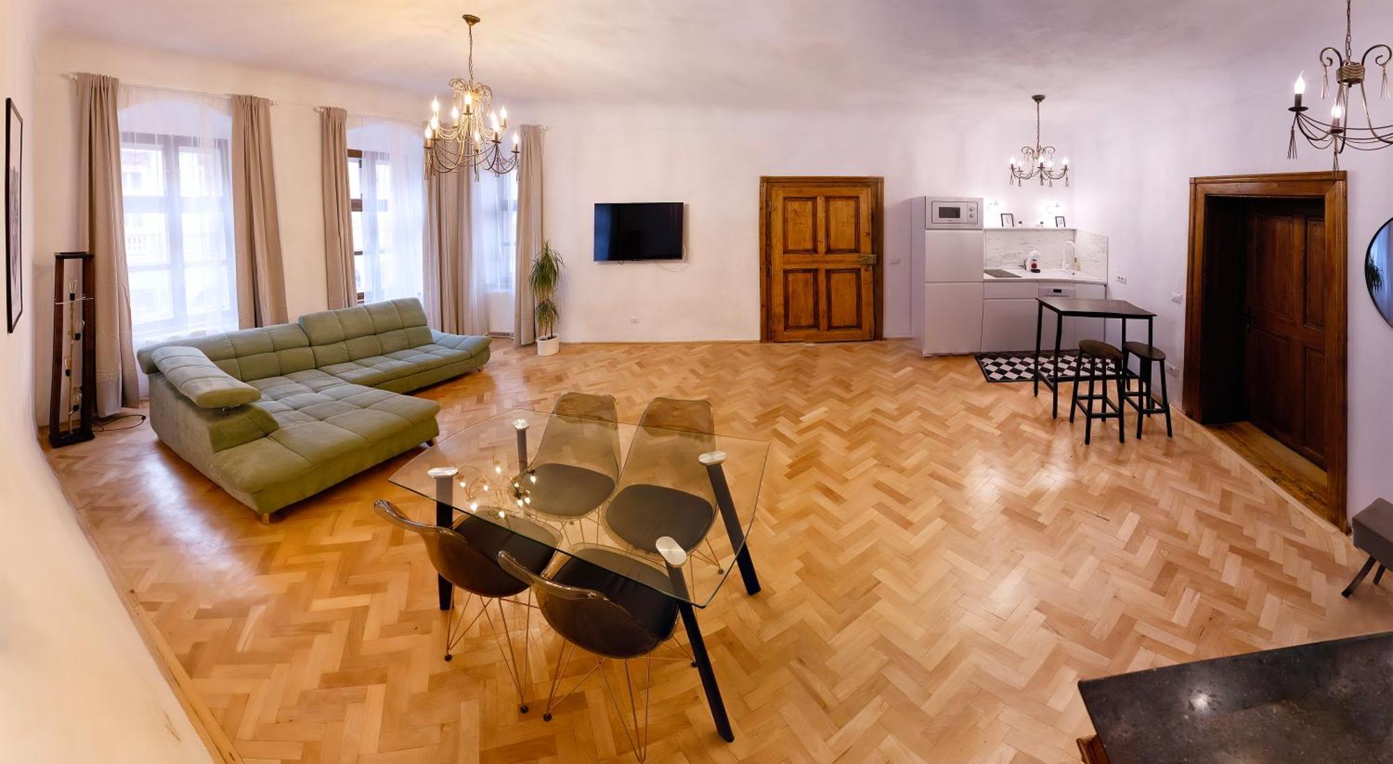 Hirscher Apartments Braşov Extérieur photo