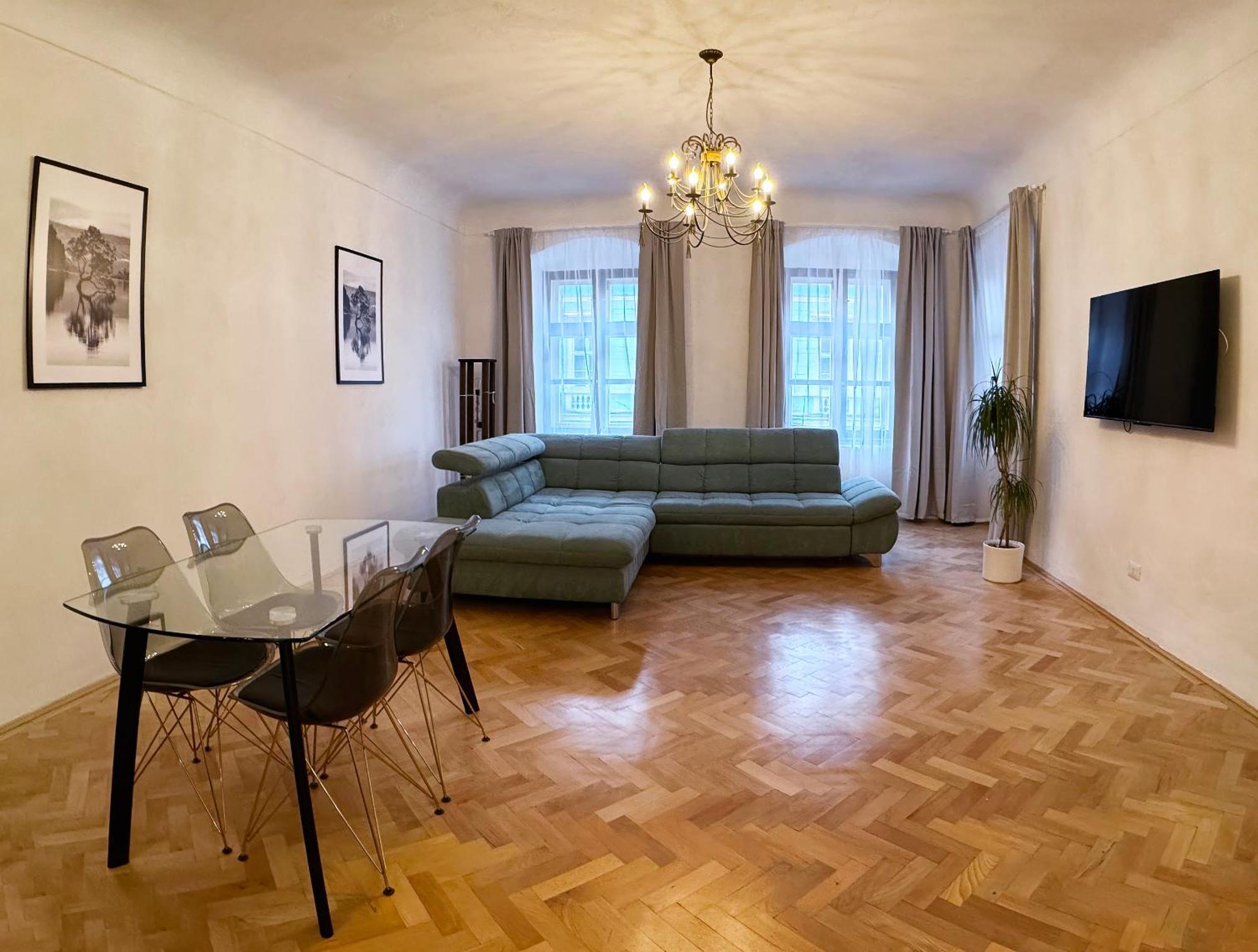 Hirscher Apartments Braşov Extérieur photo