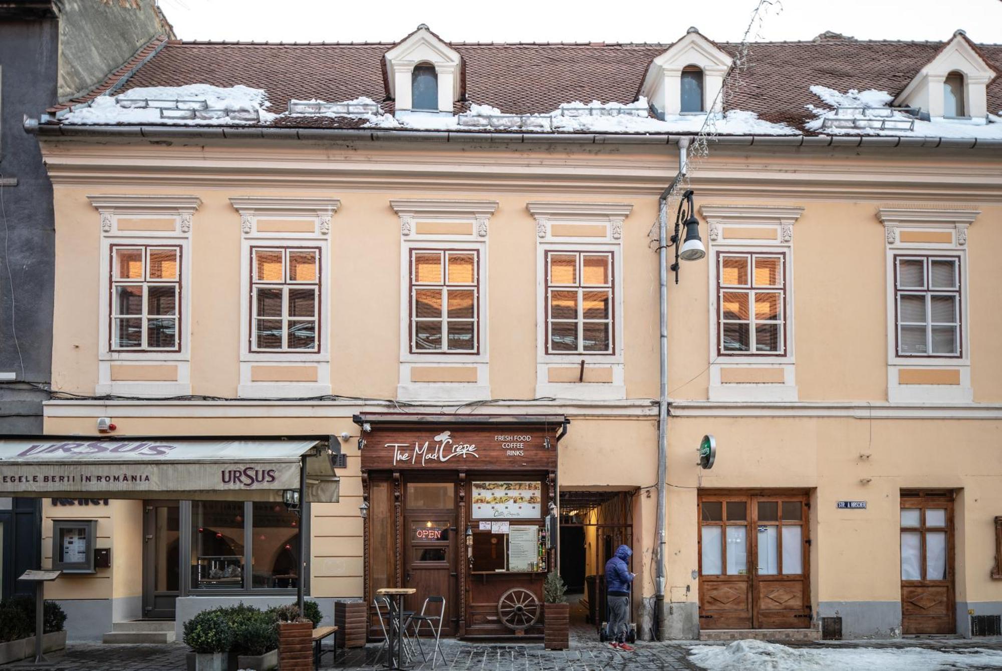 Hirscher Apartments Braşov Extérieur photo