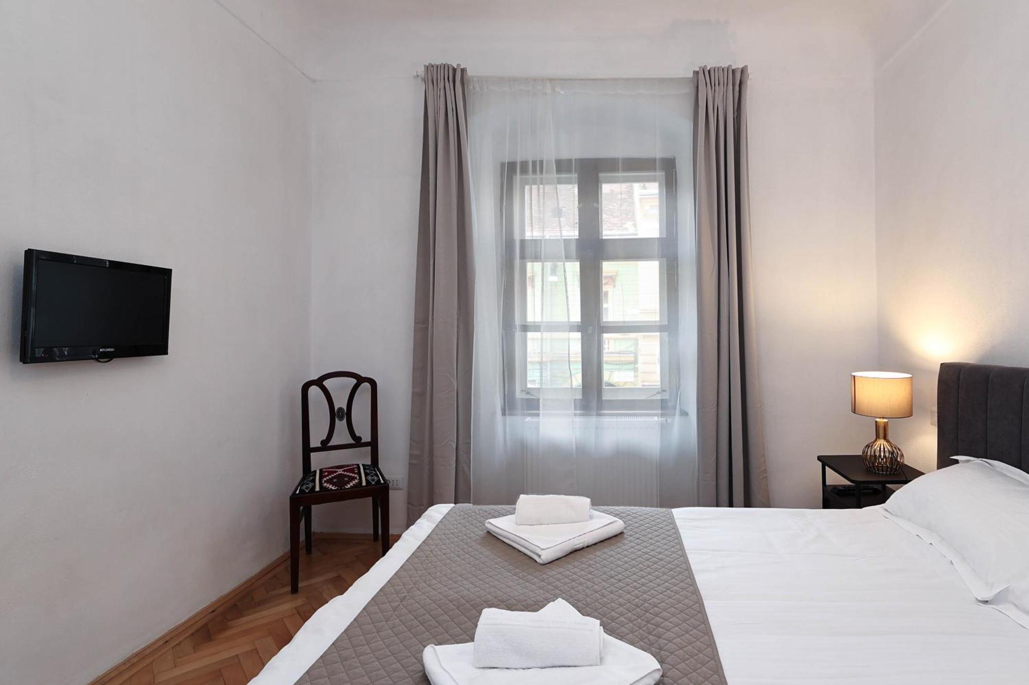 Hirscher Apartments Braşov Chambre photo