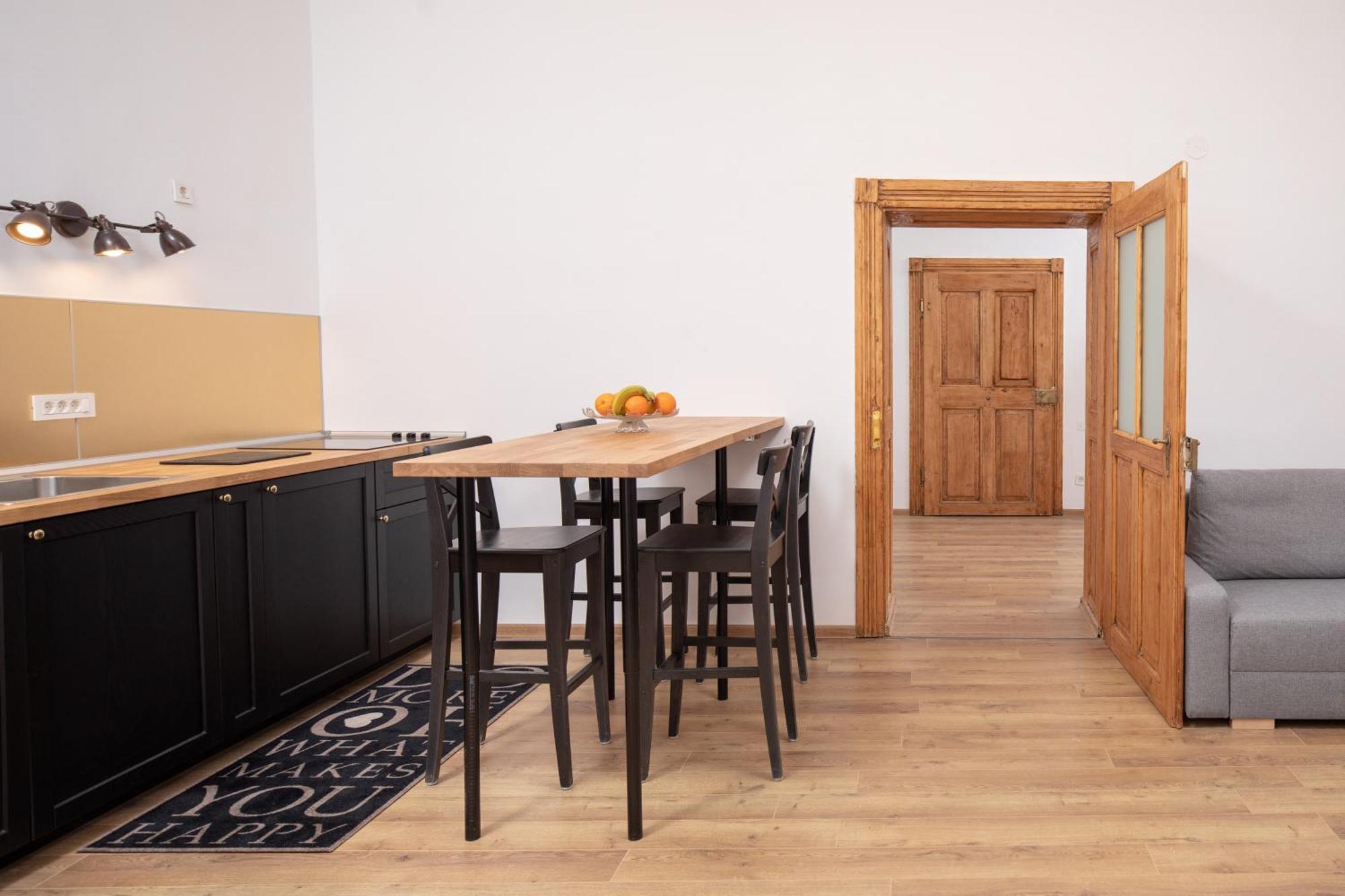 Hirscher Apartments Braşov Extérieur photo