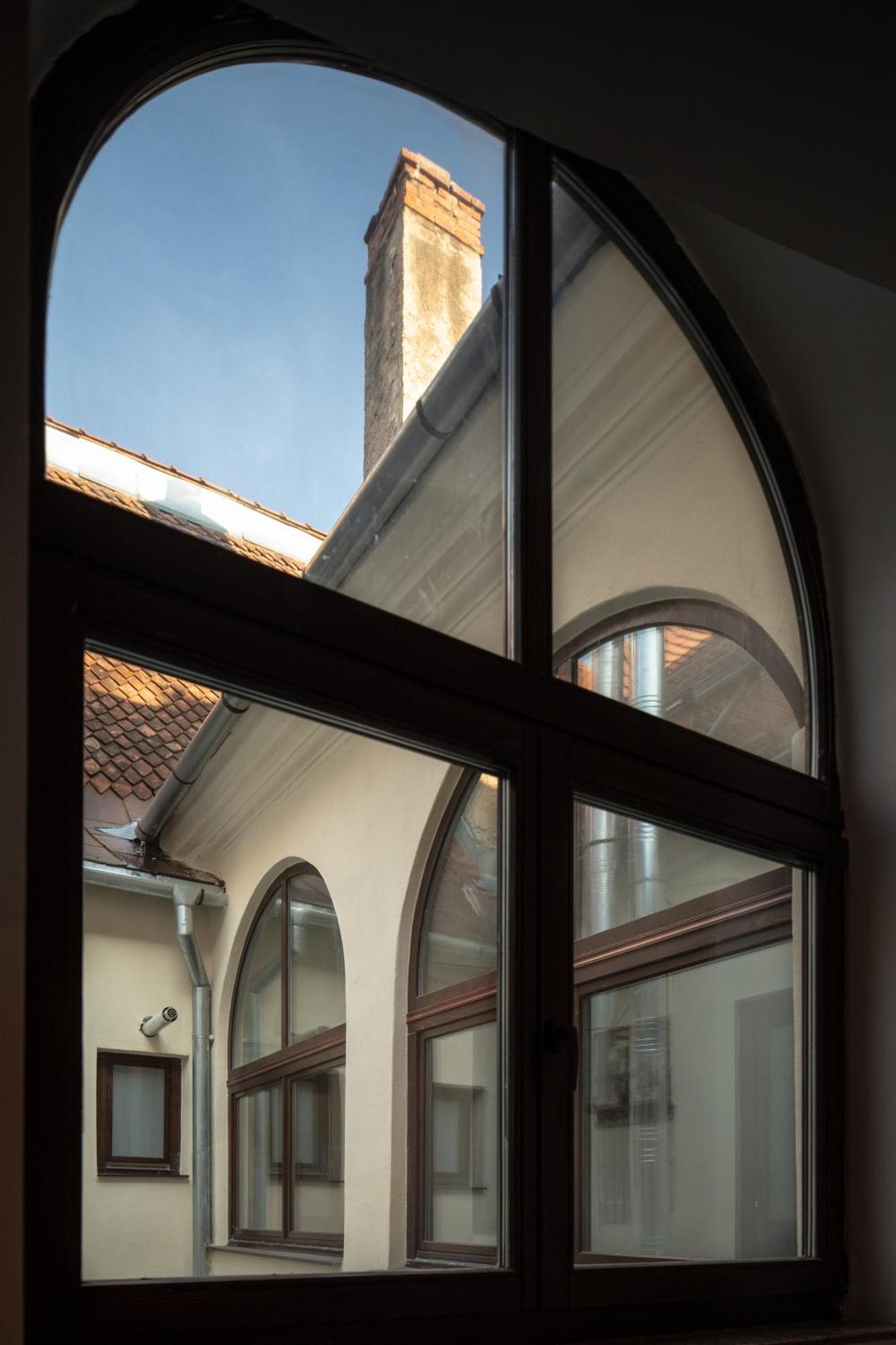 Hirscher Apartments Braşov Extérieur photo