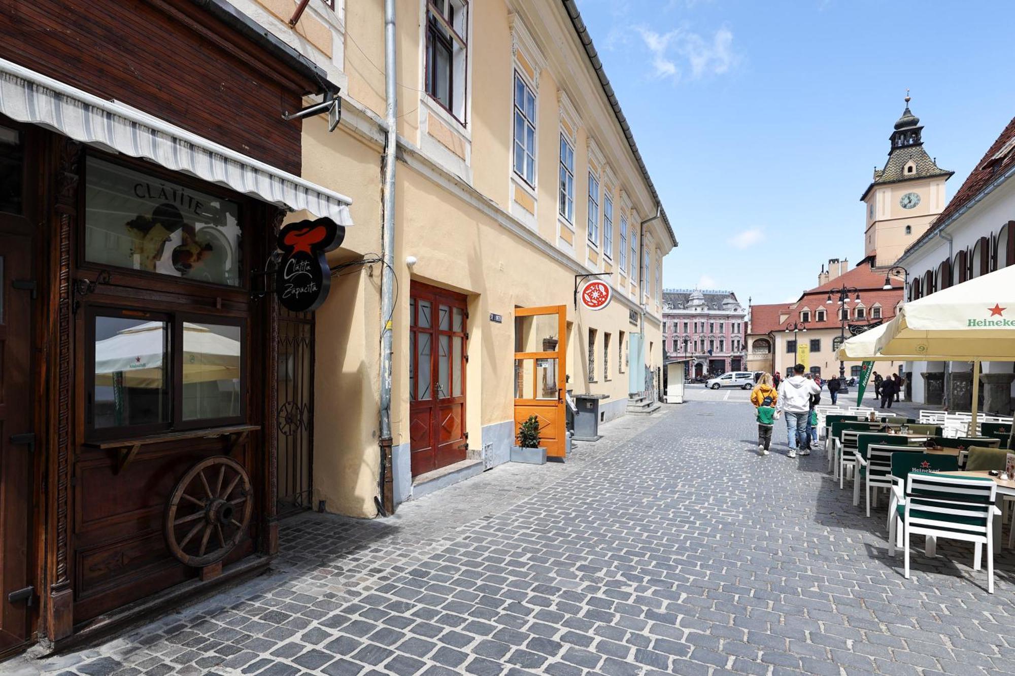 Hirscher Apartments Braşov Extérieur photo